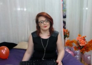 Local chat with  Chesterfield XXX cam whore LettyciaNoyr While I'm While you masturbate