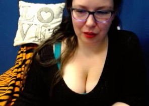 Gang chat with  Newton le Willows 1 on 1 adult chat ex-gf KarinaXSweet While I'm Massaging myself
