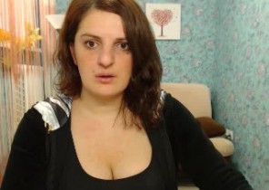 Online chat with  Retford dirty 121 sex doll BeautyLami While I'm Toying with myself