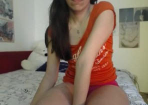 Group chat with  Keswick cam slapper FoxyMoon While I'm Getting naked