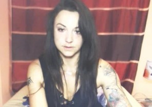 Online chat with  Nailsea XXX masturbation slapper AmberPrime While I'm Wanking