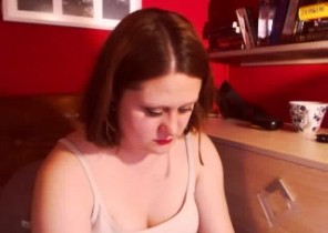 Personal chat with  Earsden 1 on 1 cam sex lady chubbySONya While I'm Unwrapping