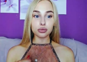 HARD-CORE chat with  Harpenden 1 on 1 adult chat girl SunriseL While I'm Masturbating