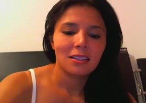 Intimate chat with  Wetherby cam dame ClaritaX While I'm Frolicking my asshole
