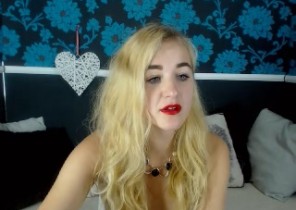 Insane chat with  Telford XXX cam babe LottieL While I'm Frigging