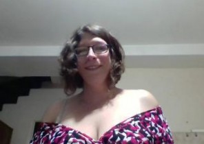 Online chat with  Cowes 1 on 1 adult chat lady Vivi69 While I'm While you masturbate