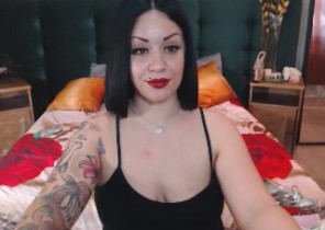 Online chat with  Caerphilly Mutual Masturbation nymph VanessaMia While I'm Fingering