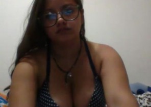 Online chat with  Fivemiletown XXX cam girl XimenaLatin While I'm Rubbing myself