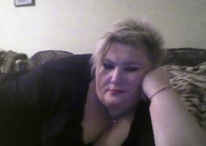 Rude chat with  Dunbar 1-2-1 sexy time slut GraceLiks While I'm Frigging