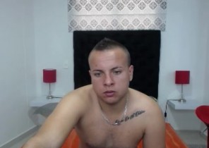 Private chat with  Denton 121 cam fun ex gf AndrewHot69 While I'm Frigging
