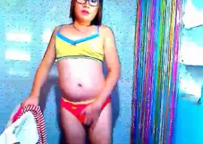 Scorching chat with  Ala 121 adult chat babe BigLongCockX While I'm Getting naked
