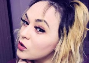 Dating chat with  Milford Haven XXX cam bitch BlondeReineX While I'm Tugging my coochie