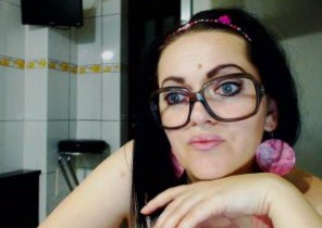 Mischievous chat with  Inveraray strip cam lady TeaseMeSoft While I'm Groping myself