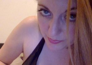 Kik chat with  Camberley horny cam ex gf FrenchyLea While I'm Rubbin' myself