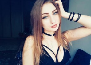 Hottest chat with  Gateshead XXX cam lady LauraForLove While I'm Playing my asshole