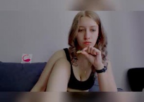 Iphone chat with  Sawbridgeworth XXX cam nymph ShinnyTara While I'm Jerking