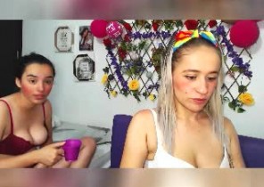 Supah hot chat with  Newport on Tay cam2cam babe InMyParadise While I'm Toying my asshole