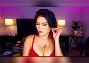 Online chat with  Nuneaton 1-2-1 sexy time dame MayenLim While I'm Fingering