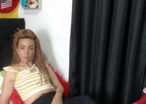 Hottest chat with  Uchtermuchty 121 sex chat ex-gf BellaHottXX While I'm Playing my asshole