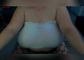Local chat with  Warrenpoint XXX masturbation previous gf Mayaaa While I'm Demonstrating my muff