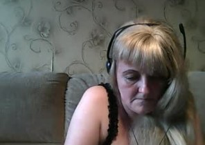Gang chat with  High Wycombe cam2cam previous gf SunnyLovesU While I'm Fingering