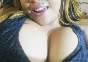 Snapchat chat with  Coalville 121 sex chat female SweetyCatty While I'm While you masturbate