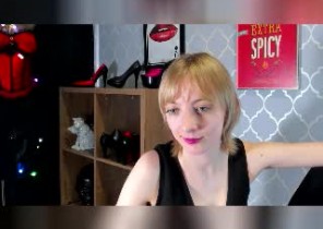 Online chat with  Ingdon XXX masturbation woman PlayMine While I'm Finger-tickling