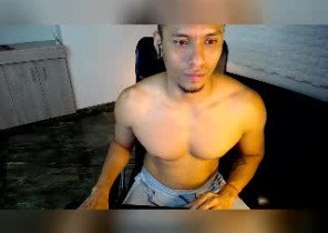 Individual chat with  Lloa cam2cam slapper AlexKing69 While I'm Fingering my ass