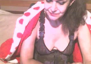 Dating chat with  Kingussie 121 cam fun ex-gf Lili69 While I'm Fingering