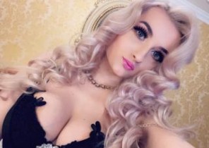 Dating chat with  Chatham XXX cam cockslut MissLatex69 While I'm Tugging my gash