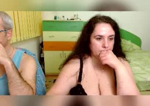 Instantaneous chat with  Shepton Mallet cam2cam slapper Keyx While I'm Fingering my ass